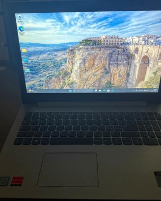 Ideapad 330 i5 8th ssd256 gb Samsung evo 850 8gb r