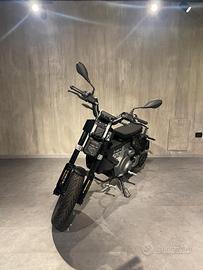 Bmw CE 02 - ANNO 2025 - KM 400