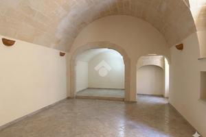 2 LOCALI A GROTTAGLIE
