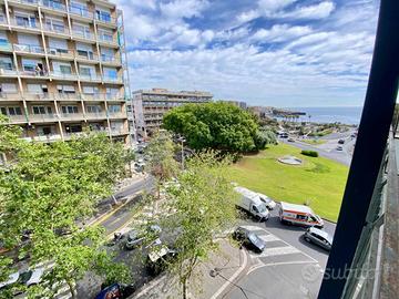 3 vani + terrazzino (Piazza Europa - Corso Italia)