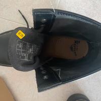 Dr martens black 1460 smooth tg 42