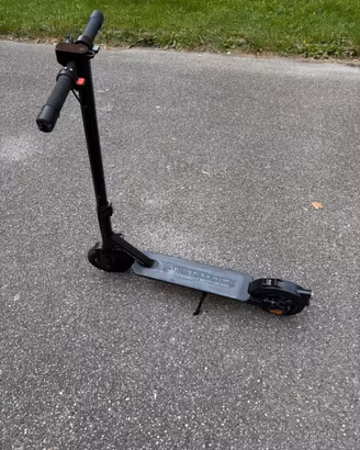Monopattino elettrico STREETBOOSTER Vega