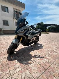 HONDA XADV