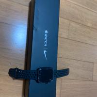 Apple watch Nike S5 44mm con vetro rotto