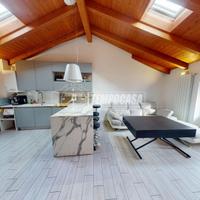 Trilocale mansardato ristrutturato