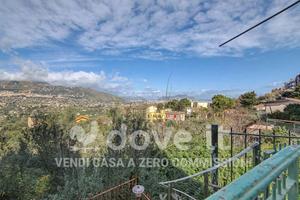 Casa indipendente di 120 m² con 5 locali a Altofon