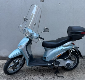 Piaggio Beverly 200 anno 2004