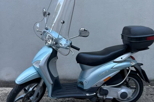 Piaggio Beverly 200 anno 2004