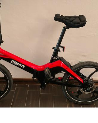 city bike elettrica Ducati mg 20 