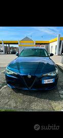 Alfa Romeo Giulia 2.2 (180cv)