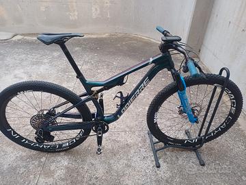 MTB Lapiere Full modello 2023 carbonio