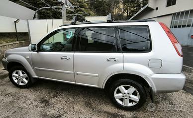 NISSANX TRAIL 2.2 4x4 Diesel
