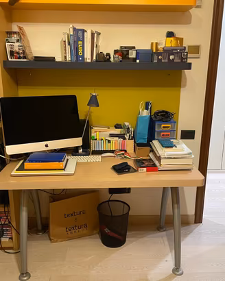 Libreria+scrivania +2 mensole+comodino