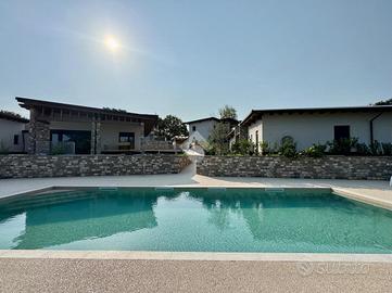 VILLA SINGOLA A LAZISE