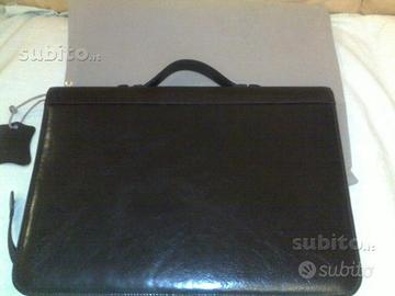Borsa portacomputer in vera pelle