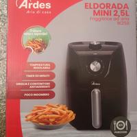 Piccola friggitrice ad aria