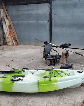 kayak atlantis iruka completo di motore e accessor