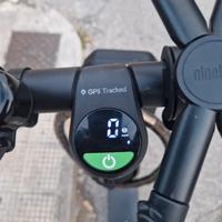 Monopattino elettrico Segway ninebot es4