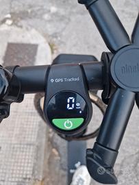 Monopattino elettrico Segway ninebot es4