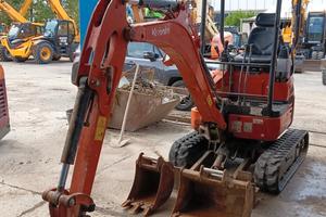 Miniescavatore usato KUBOTA U17.3