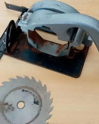 Sega circolare attacco per lavori diy Carrefour