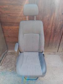 Sedile anteriore passeggero VW T5 Transporter 