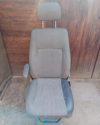 Sedile anteriore passeggero VW T5 Transporter 