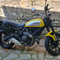 Ducati scrambler icon 800