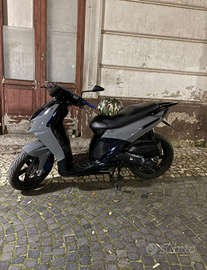 Aprilia sportcity 200