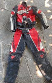 Tuta Dainese e stivali Alpinestar