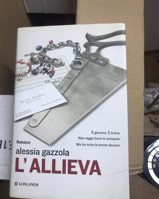 Romanzo L’Allieva di Alessia Gazzola**