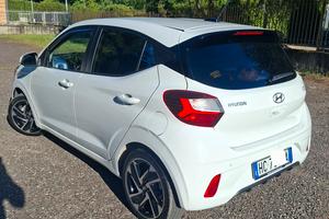 Hyundai i10 accessori nuovi mai usati 