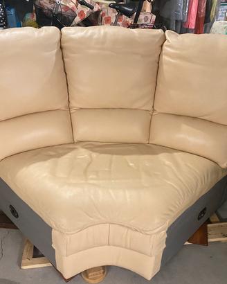 Divano angolare in pelle