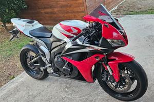 Honda cbr600rr 2008