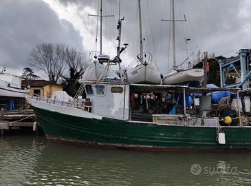 Peschereccio con licenza di pesca 16 GT