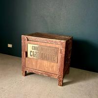 Mobile vintage “Concimato con Cianamide” legno