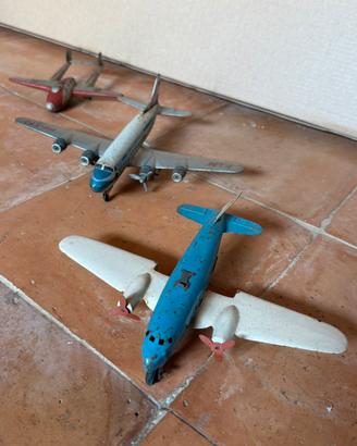 Modellino aereo metallo latta ‘50 Germania Ovest