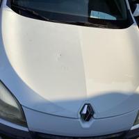 RENAULT MEGANE 2010 - COFANO ANTERIORE