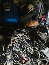  BLOCCO Ricambi Usati Moto 