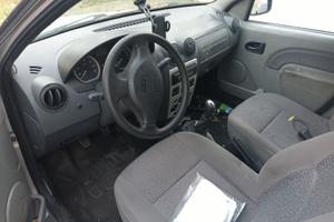 Dasca logan 1.6 benzina gpl 7poste