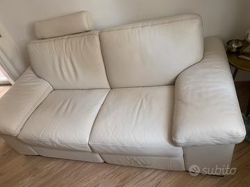 divano Natuzzi più  poltrona in pelle ikea