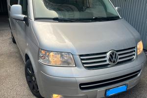 Furgone pulmino 9 posti