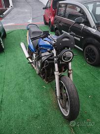 Suzuki GSX 600 F Nacked
