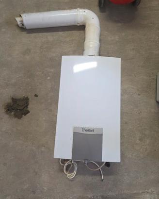 Scaldabagno Vaillant turboMAG plus - DA RIPARARE /