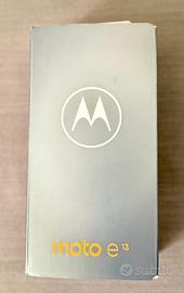 Motorola Moto e13 - 2GB RAM/64GB - Cosmic Black