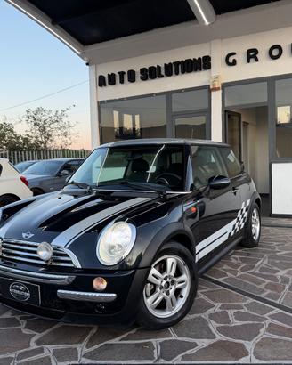 Mini 1.4 tdi One D 75cv de luxe okneopatentati