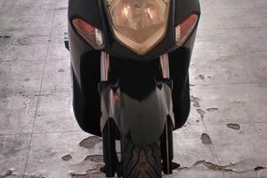 scooter agility 150. euro 1000 euro