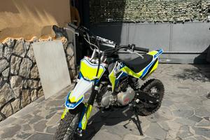 Pit bike 125tt kayo limited edition ruota 14/12