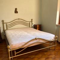 Letto in ottone