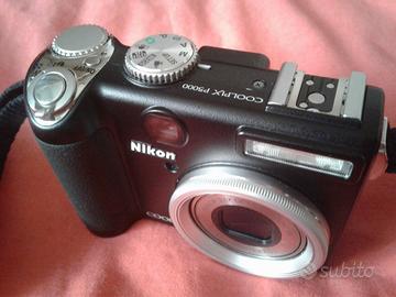 Fotocamera digitale Nikon Coolpix P5000